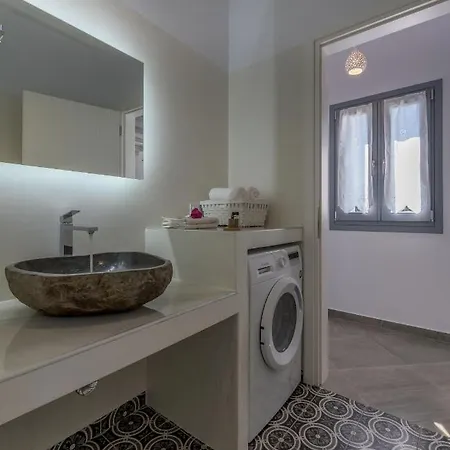 Zeus Apartment Triovasalos